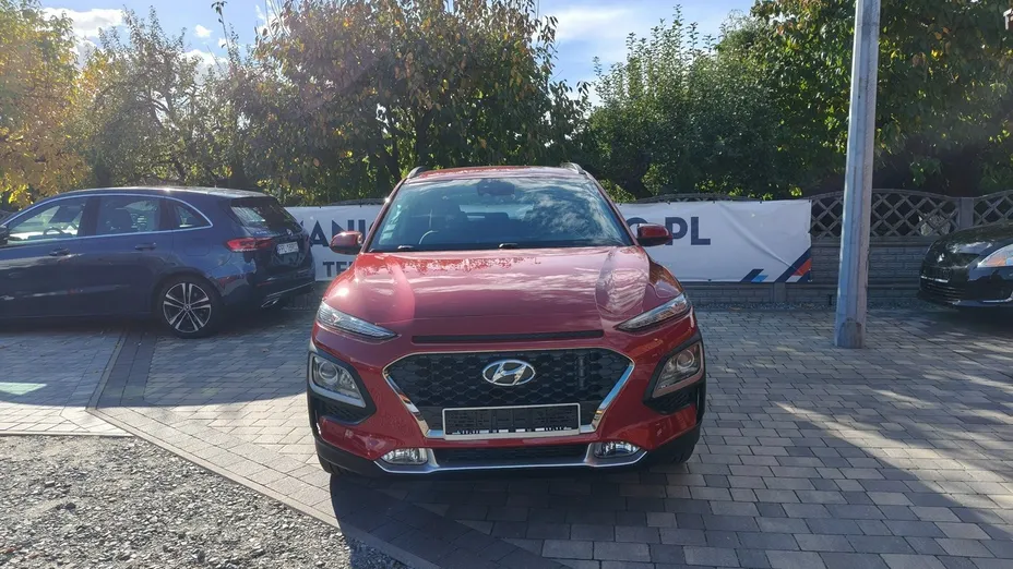 HYUNDAI Kona -
