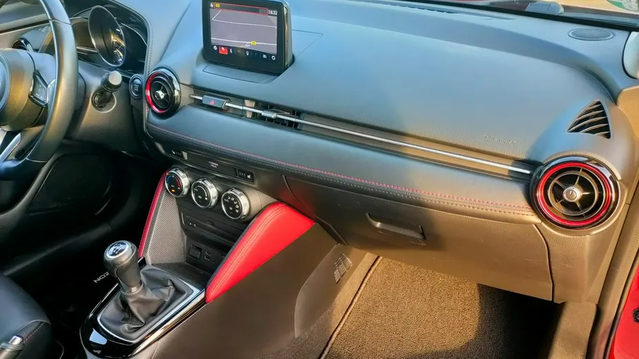 MAZDA CX-3 -