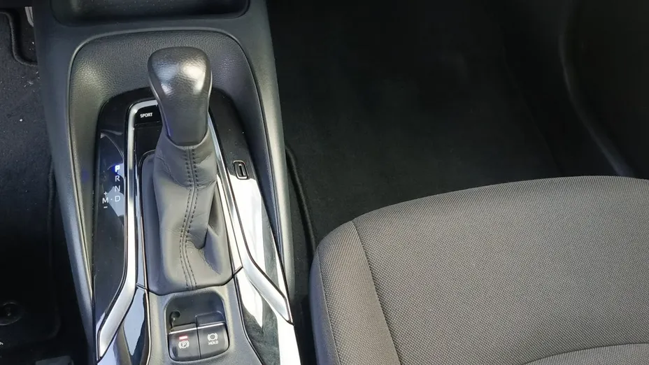 TOYOTA Corolla -