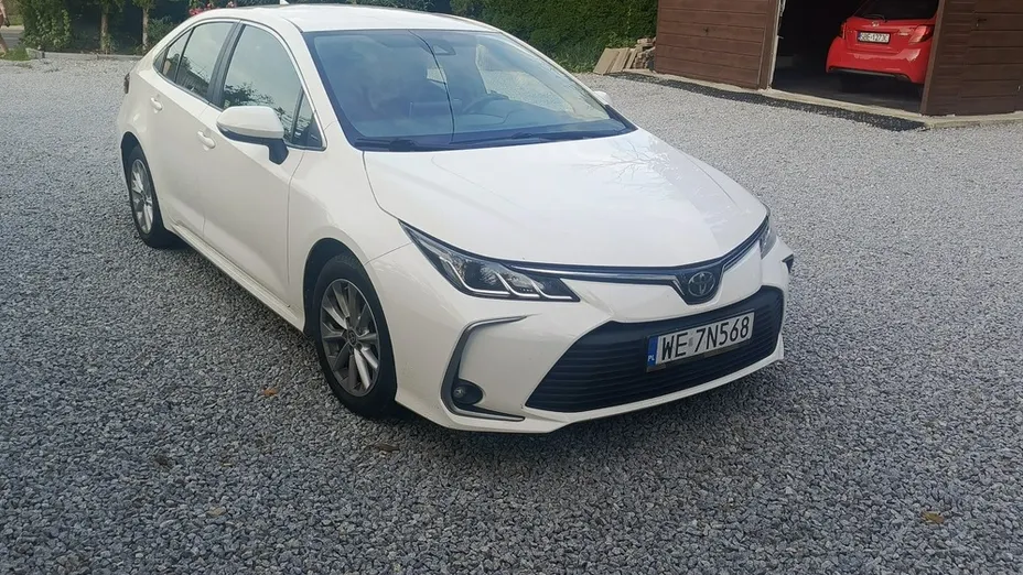 TOYOTA Corolla -