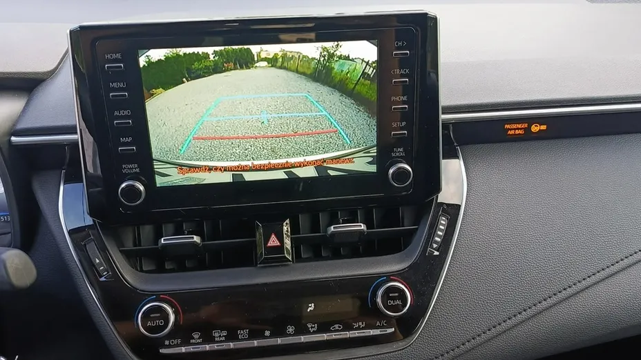 TOYOTA Corolla -