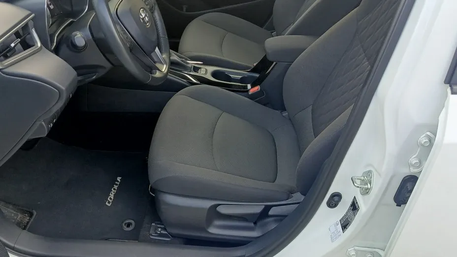 TOYOTA Corolla -