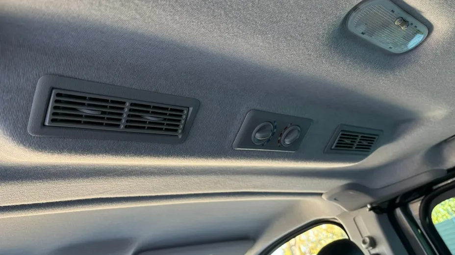 OPEL Vivaro -