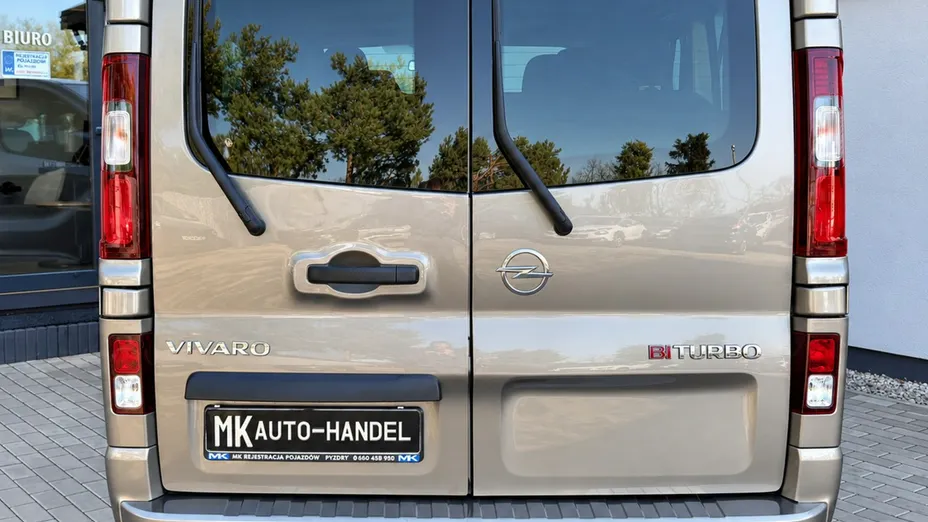 OPEL Vivaro -