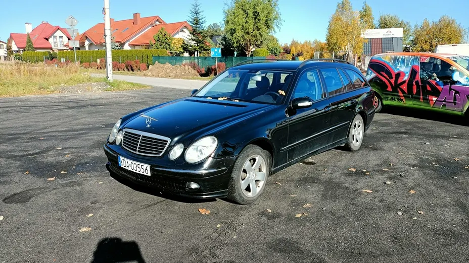 MERCEDES-BENZ E Klasa -