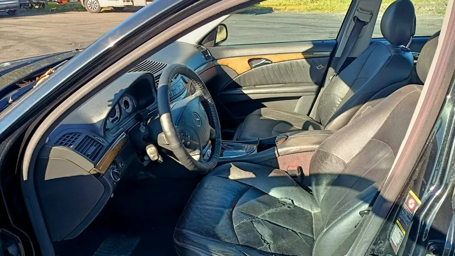 MERCEDES-BENZ E Klasa -