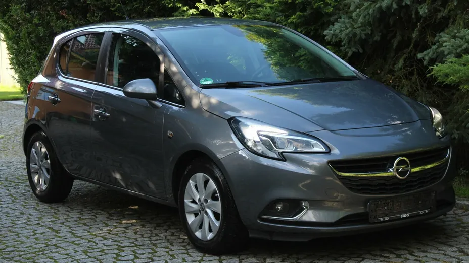 OPEL Corsa -