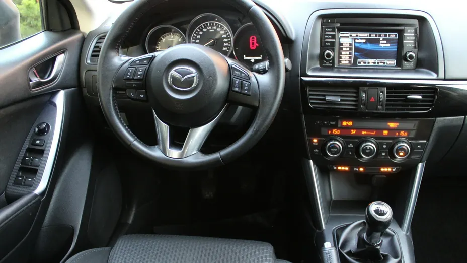 MAZDA CX-5 -