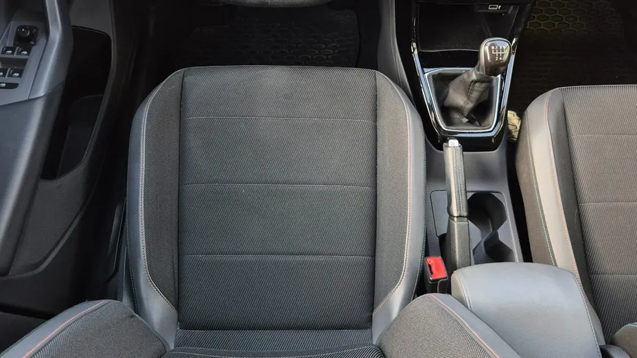 VOLKSWAGEN T-Cross -