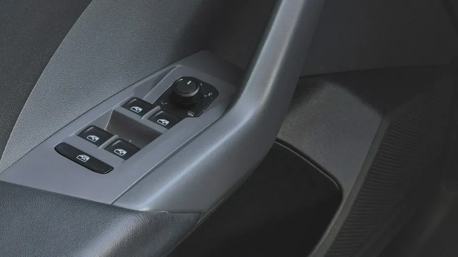 VOLKSWAGEN T-Cross -