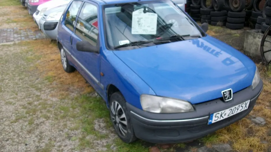 PEUGEOT 106 -