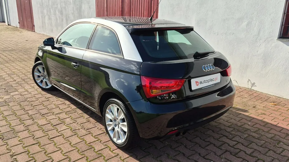 AUDI A1 -
