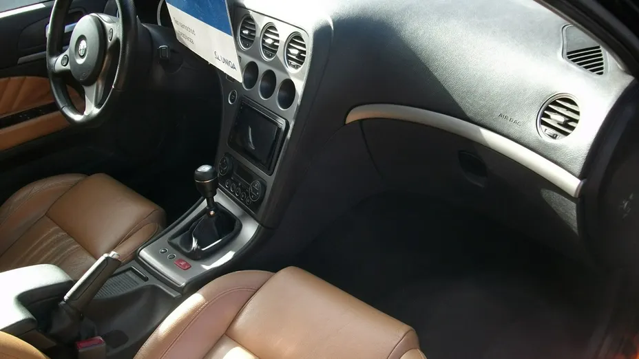 ALFA ROMEO 159 -
