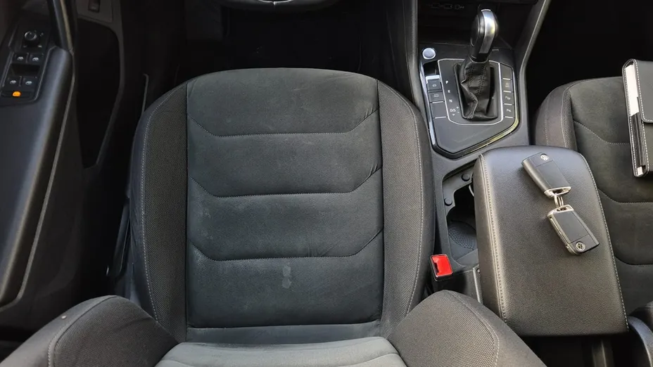 VOLKSWAGEN Tiguan -