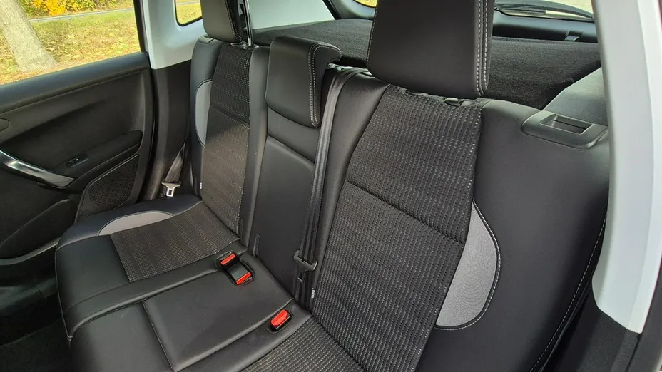 PEUGEOT 2008 -
