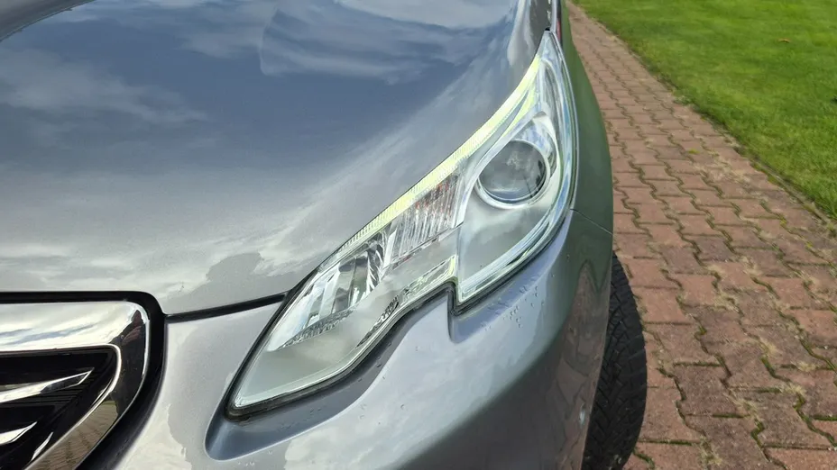 PEUGEOT 2008 -