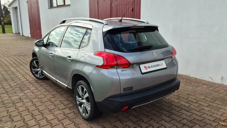 PEUGEOT 2008 -