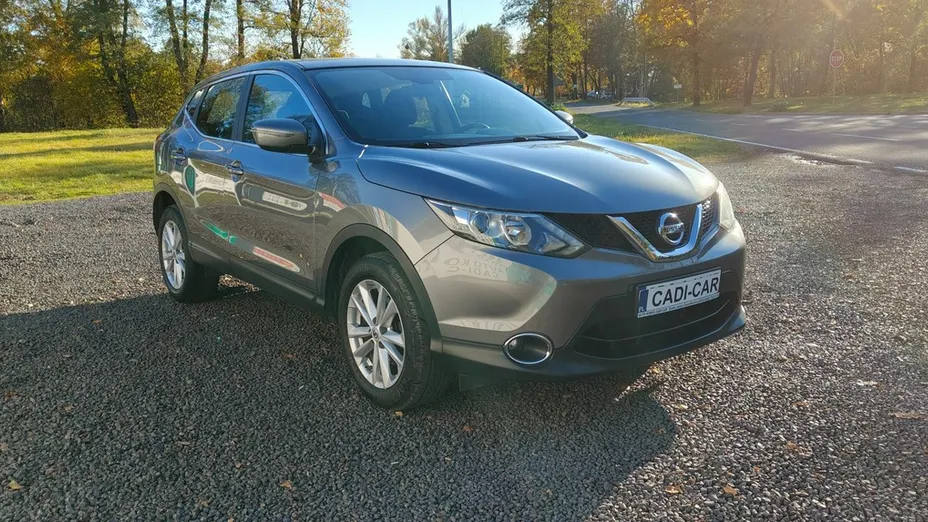 NISSAN Qashqai -