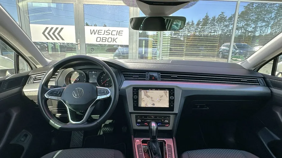 VOLKSWAGEN Passat -