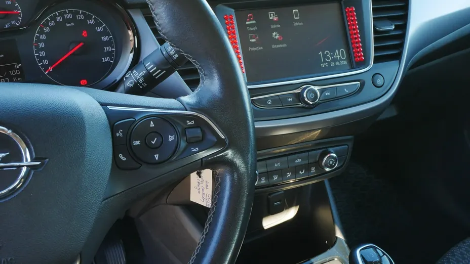 OPEL Crossland -