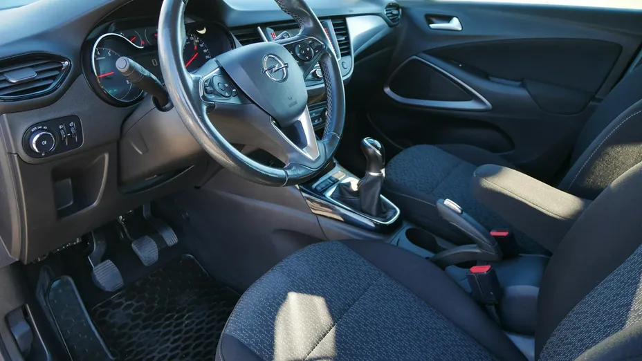 OPEL Crossland -