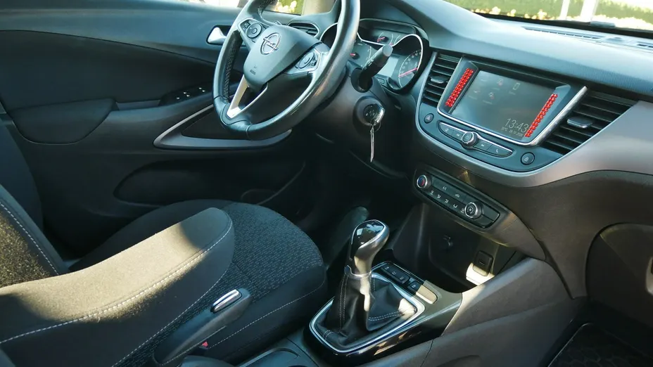 OPEL Crossland -
