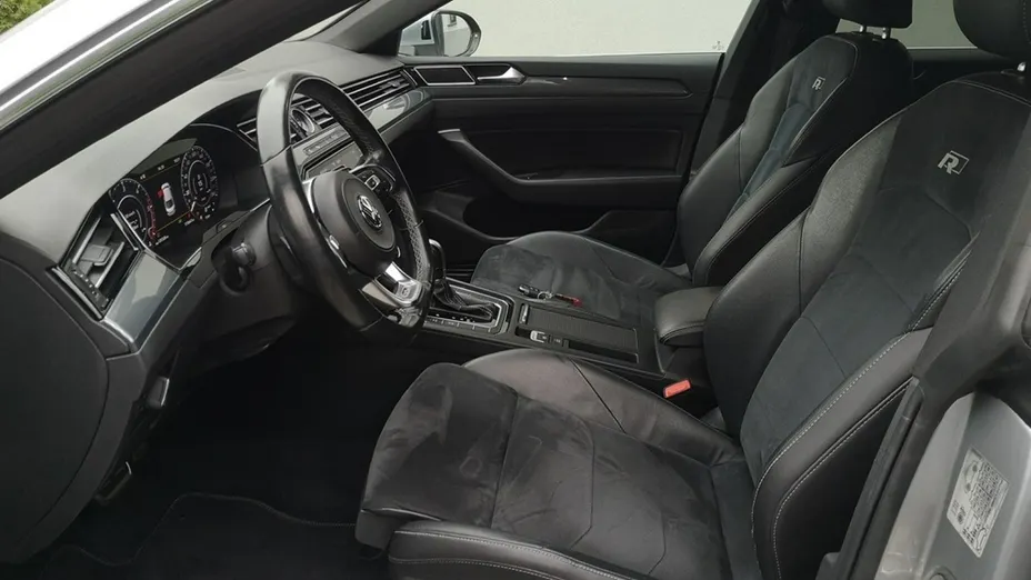 VOLKSWAGEN Arteon -