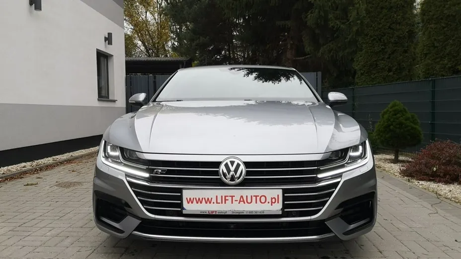 VOLKSWAGEN Arteon -