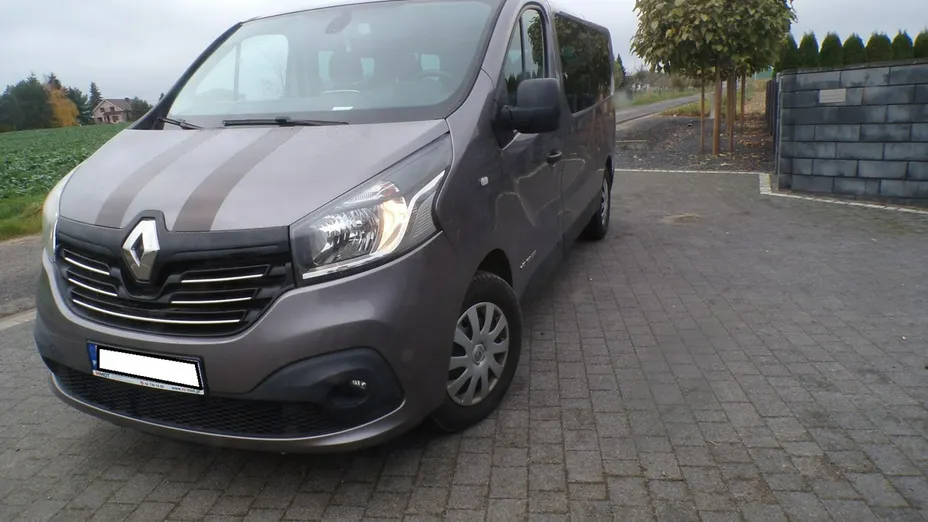 RENAULT Trafic -