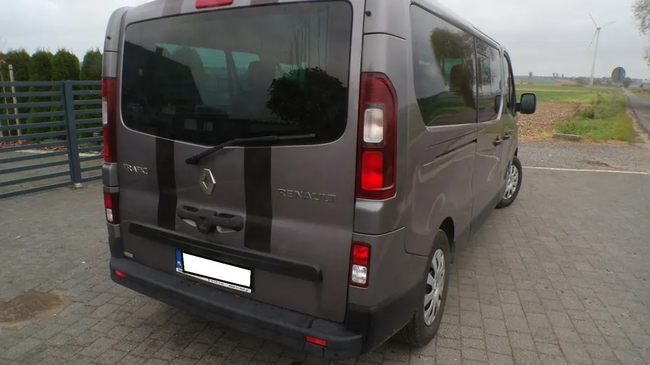 RENAULT Trafic -