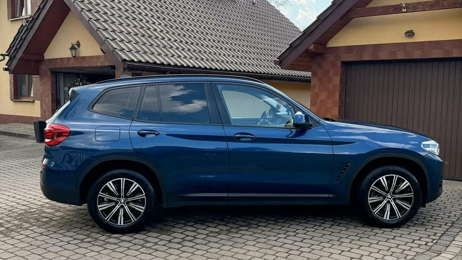 BMW X3 -