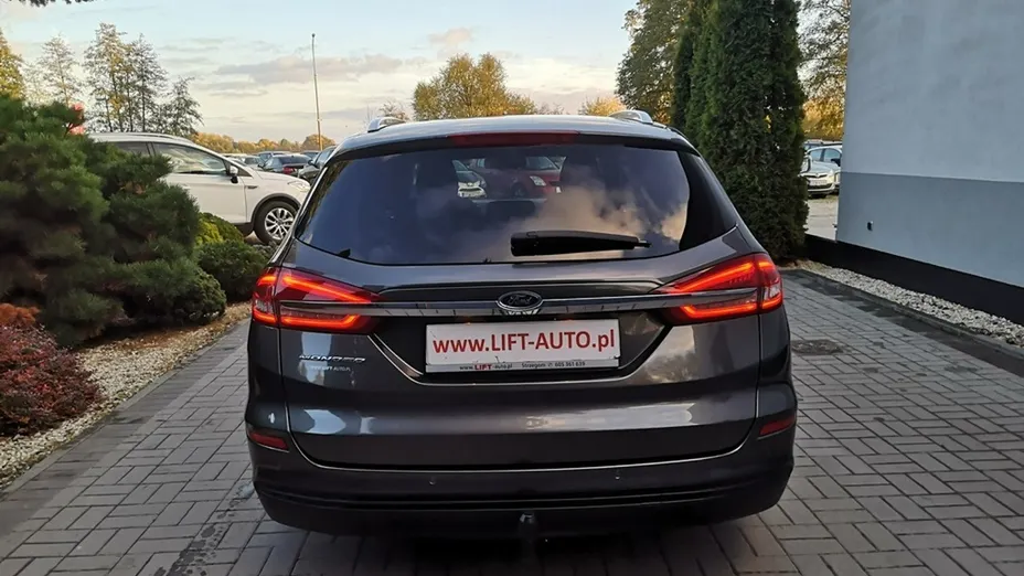 FORD Mondeo -