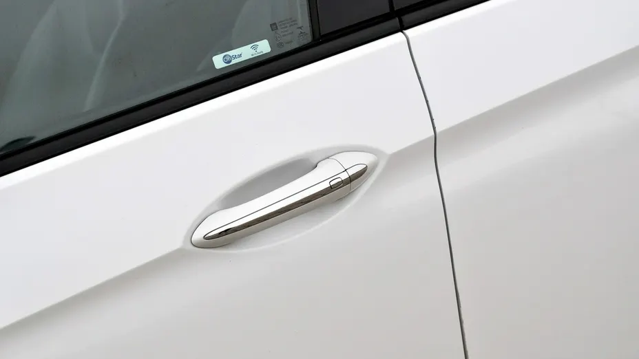 OPEL Insignia -