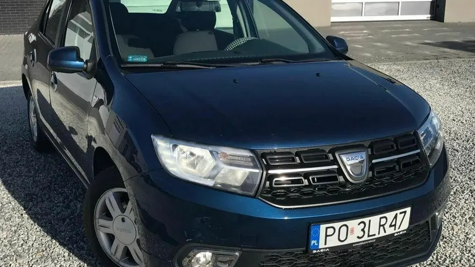 DACIA Logan -