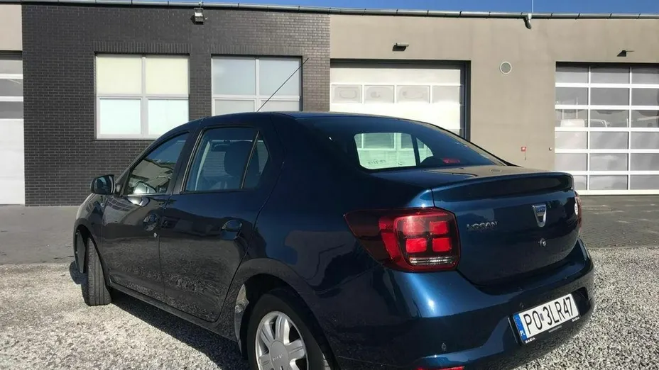 DACIA Logan -