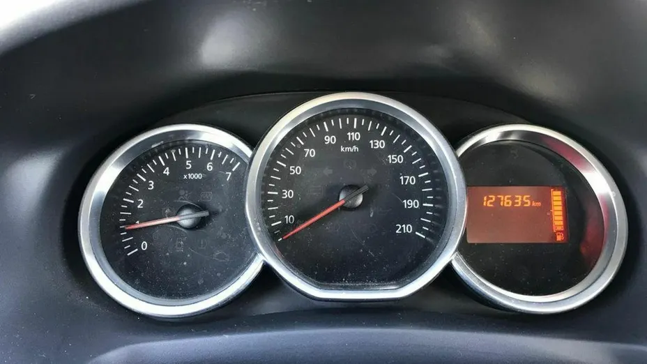 DACIA Logan -