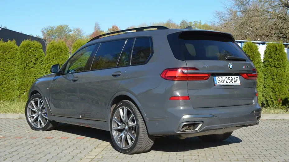 BMW X7 -