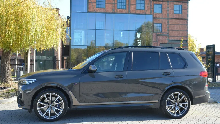 BMW X7 -