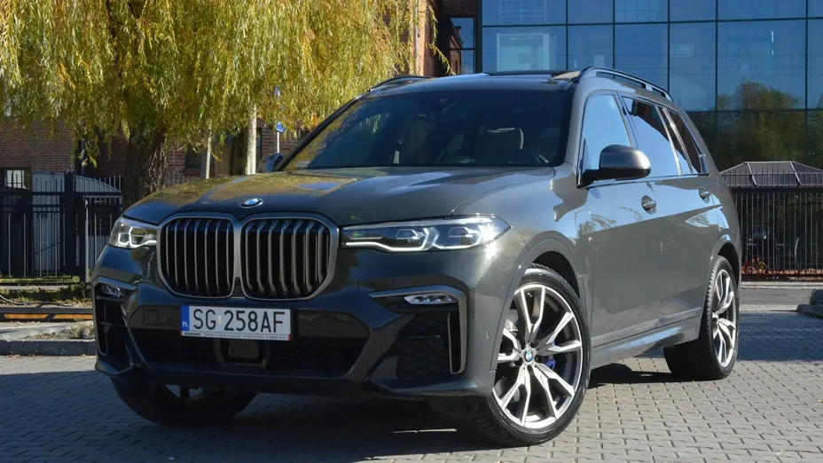 BMW X7 -
