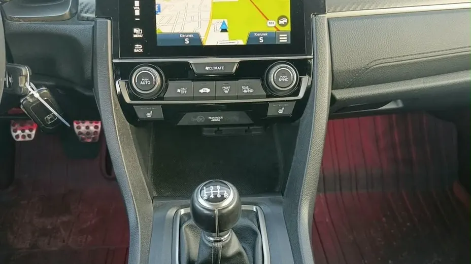 HONDA Civic -