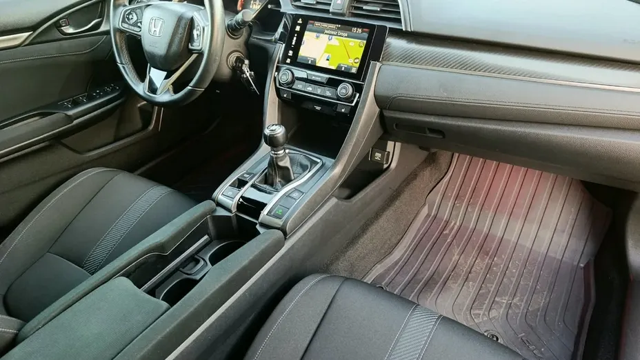 HONDA Civic -