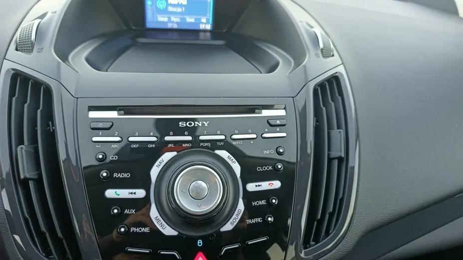 FORD Kuga -