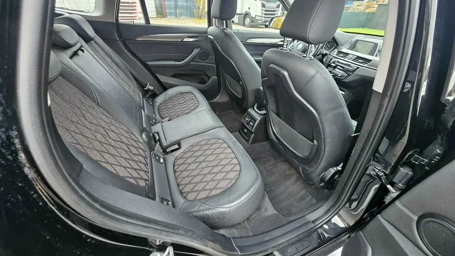 BMW X1 -