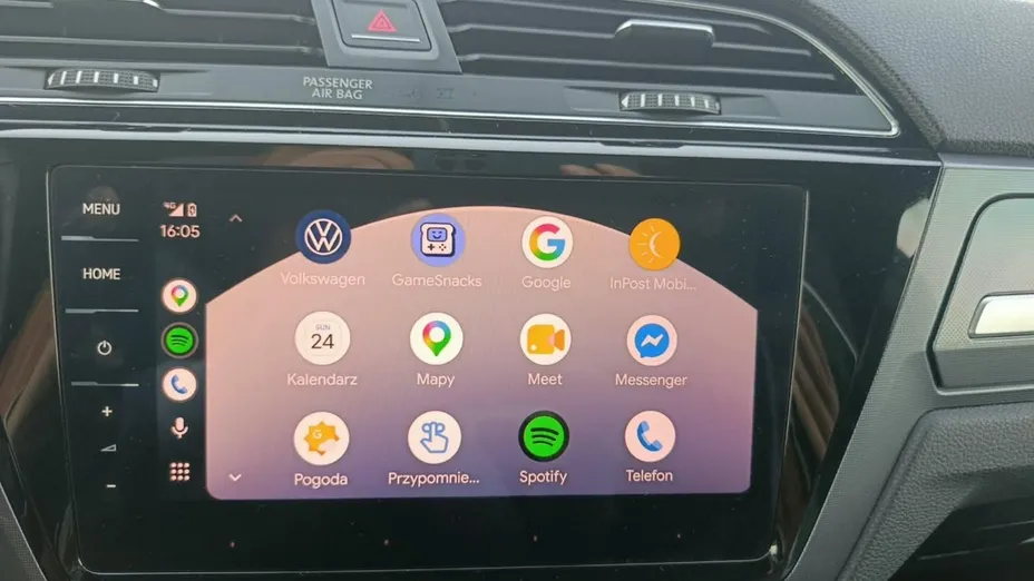 VOLKSWAGEN Touran -