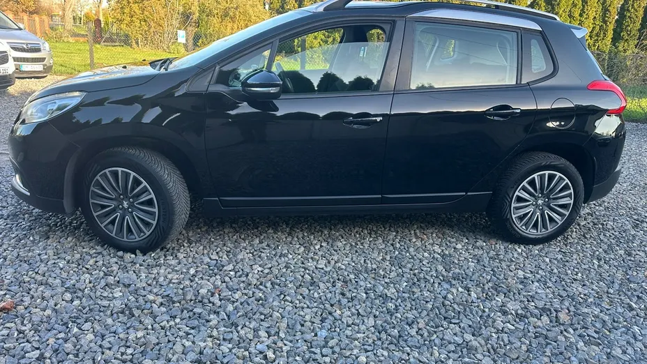 PEUGEOT 2008 -