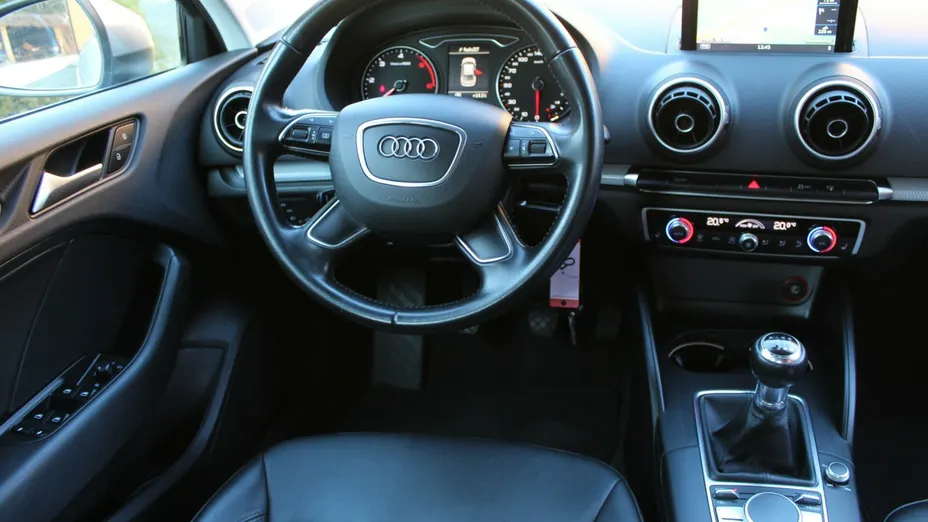 AUDI A3 Limousine -