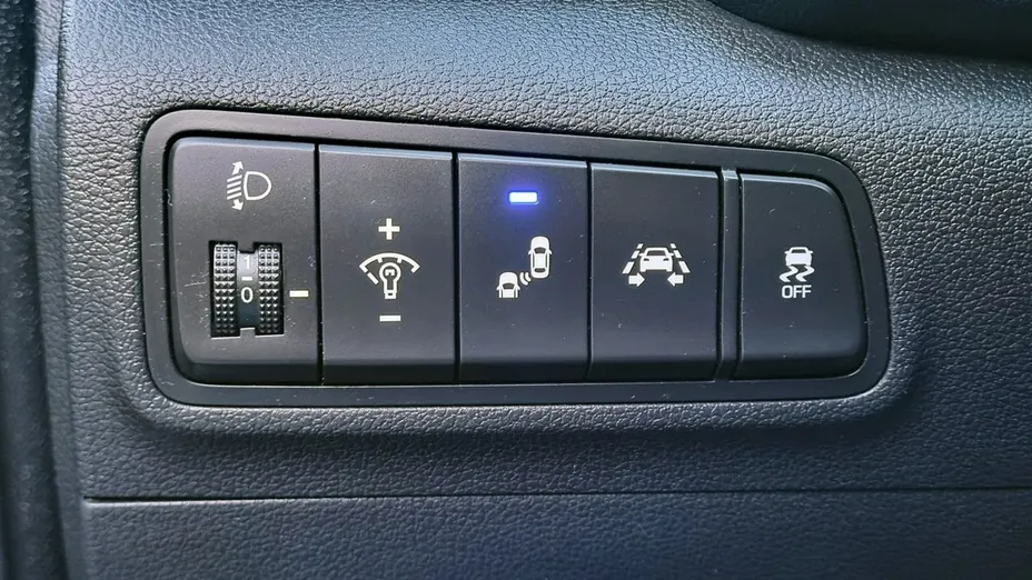 HYUNDAI Tucson -