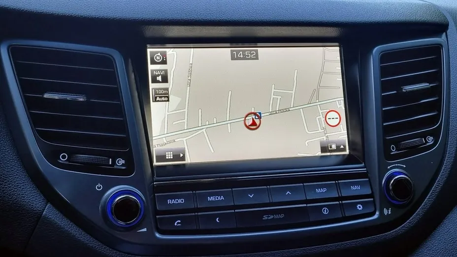 HYUNDAI Tucson -