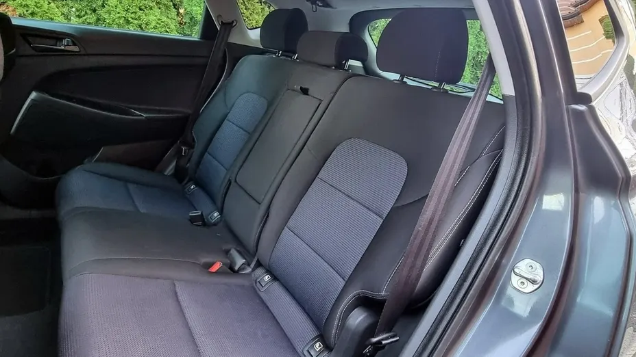 HYUNDAI Tucson -