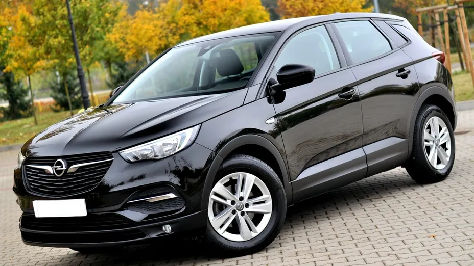 OPEL Grandland X -